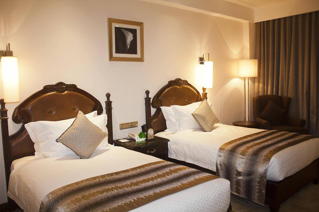 Tang Palace Hotel Accra Exterior foto