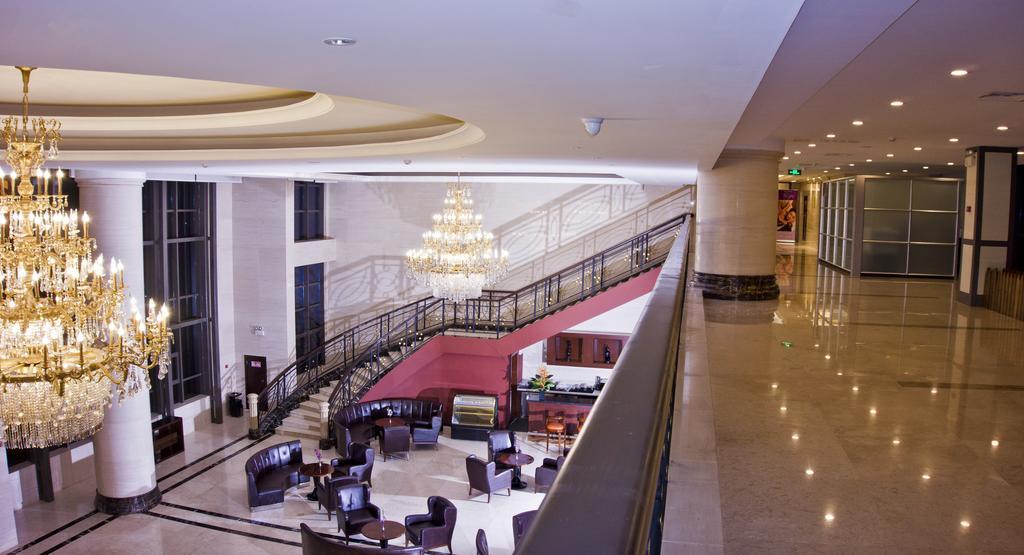 Tang Palace Hotel Accra Exterior foto